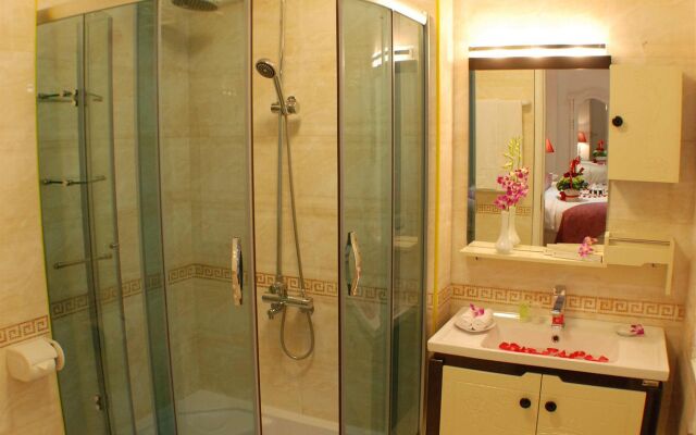 Golden Sun Palace Hotel