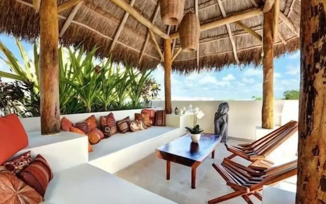 Samati Penthouse Private roof jacuzzi