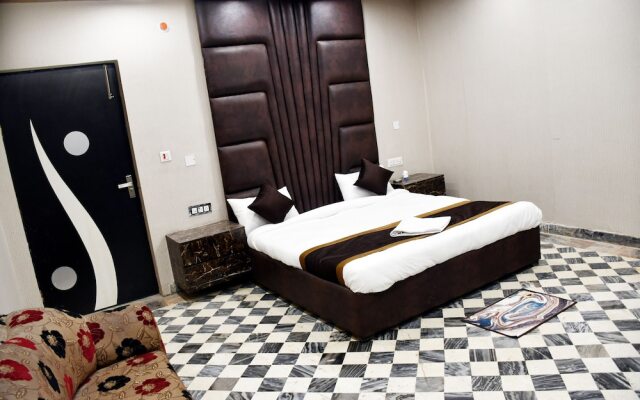 Hotel Aalishan Garden