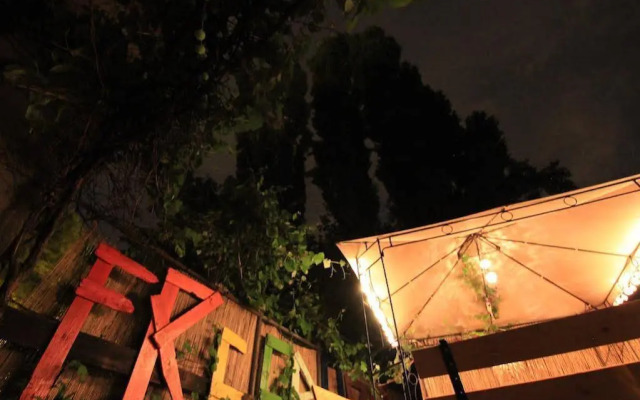 FreeBorn Hostel