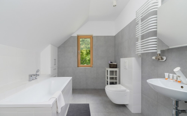 Beautiful House Korzkiew By Renters