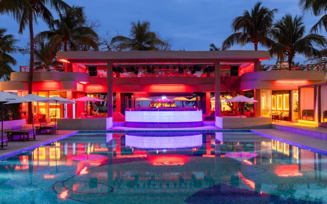 Huajianbo Relangli Hotel