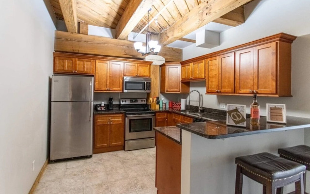 Two Levels Cleveland Luxury Condo