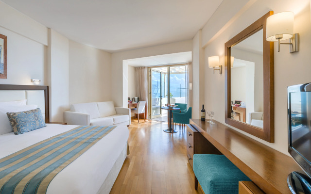 Golden Bay Beach Hotel