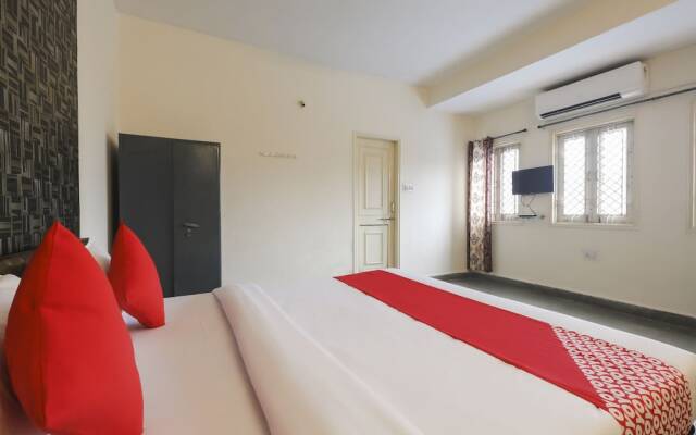 Oyo 41740 Karnawat Guest House