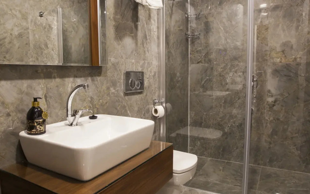 Maxuite Hotel in Home