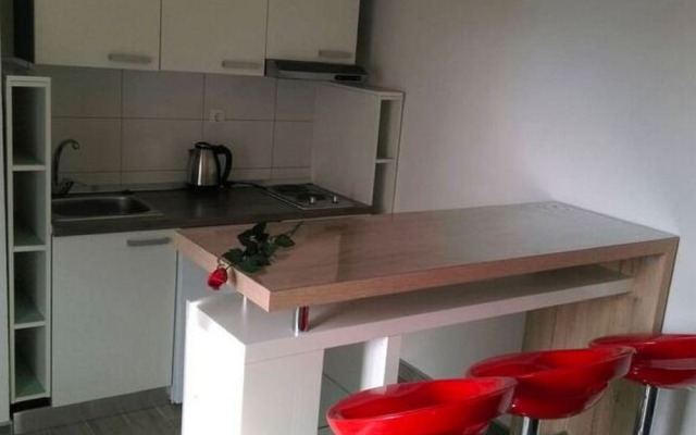 Cozy Holiday Home in Sumartin near Sea