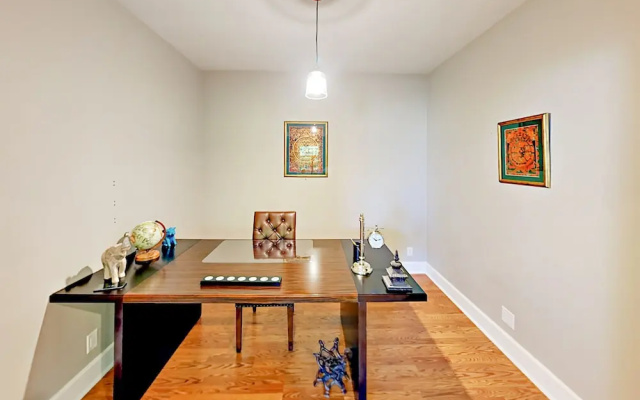 Pershing Way - 4 Br Home