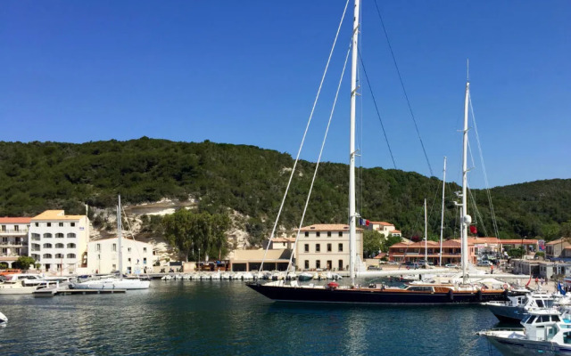 Le Centre Nautique Suites