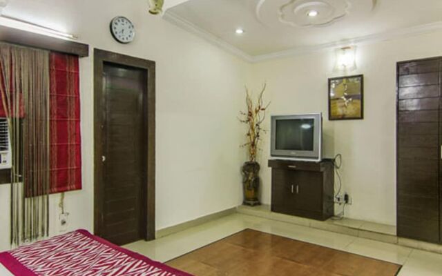 Hotel Om Paradise Near IGI Delhi Airport