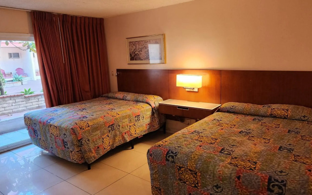 Royal Century Hotel