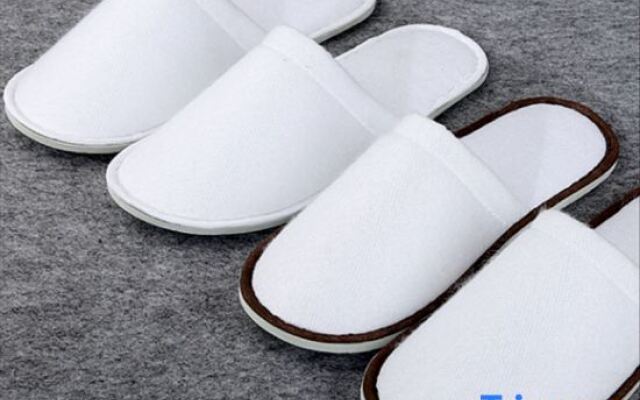 qianfeng Hotel (Pedestrian Street Snack City)