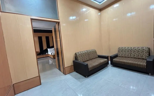 Hotel Rahul Palace by OYO Rooms
