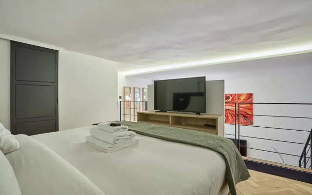 Duplex Center of Paris