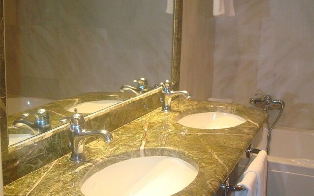 Miramare Palace Hotel