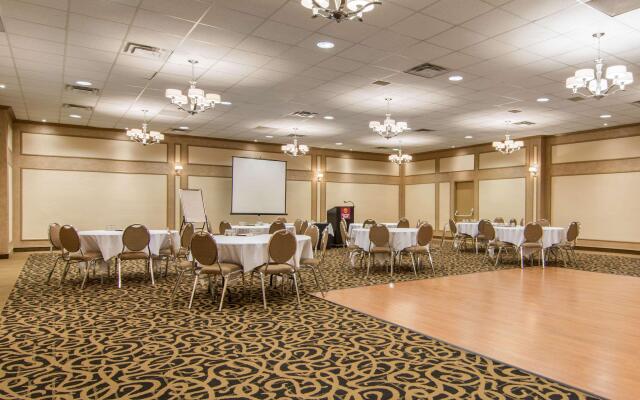 Clarion Hotel