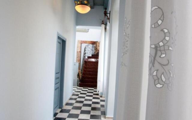 Pandora Suites