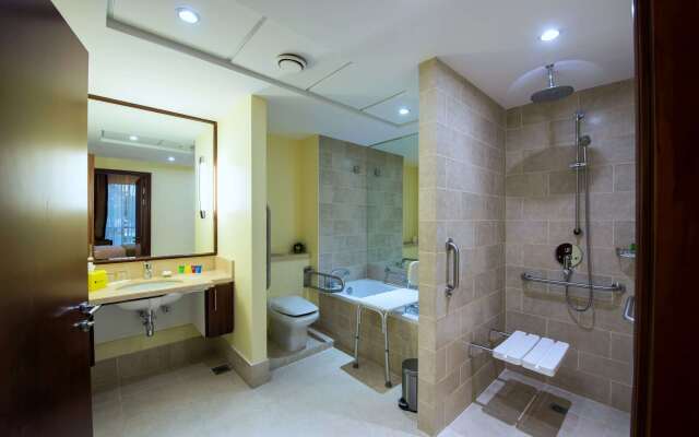 Hotel Ramada by Wyndham Downtown Dubai