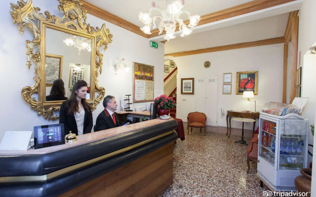 Hotel Alla Fava