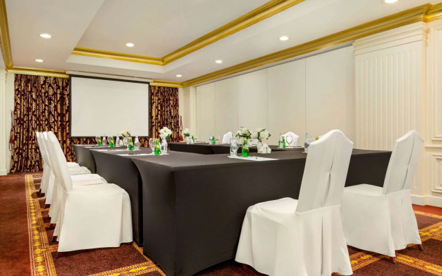 Grand Regency Doha, Trademark Collection by Wyndham