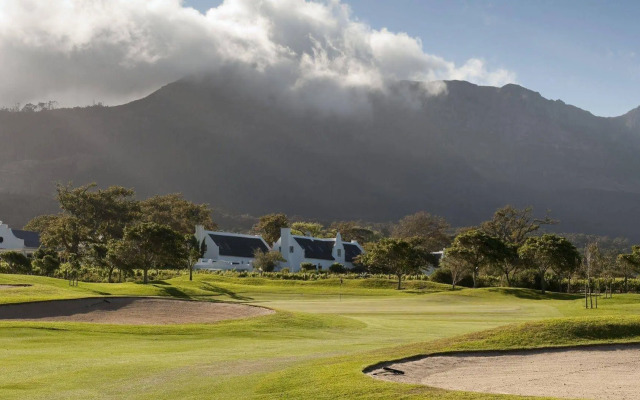 Villa Coloniale Schumacher Luxury Retreat