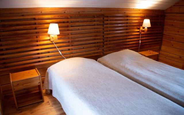 Lentiira Holiday Village