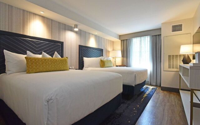 Tiverton Casino Hotel