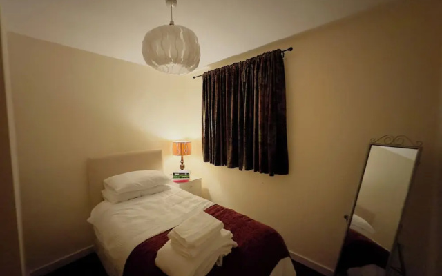 Elegant Escape in North Shields - Spacious 3 Bedroom House — фото 4