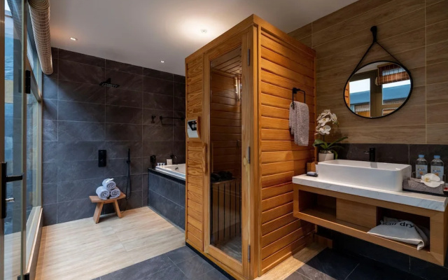 Hilton Quang Hanh Onsen Resort