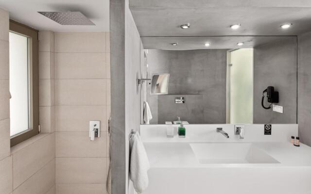 Thalassa Suites