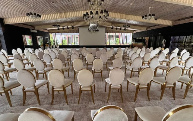 Marabou Resort