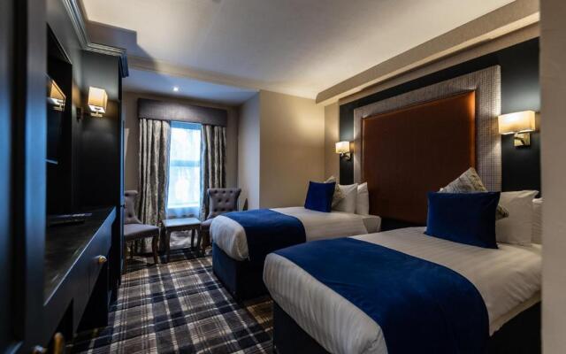 Fir Trees Hotel