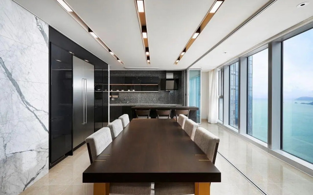 Newcz Lct Residence