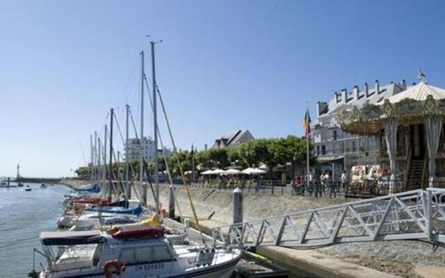 Appartement Le Pouliguen, 1 pièce, 2 personnes - FR-1-392-108