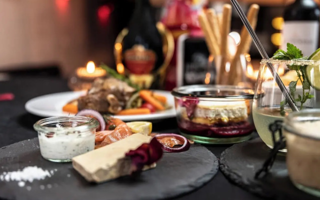 Appart Hotel GLAM88 Suites SPA et SAUNA