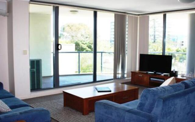 Twin Pines 401 - Cbd Location