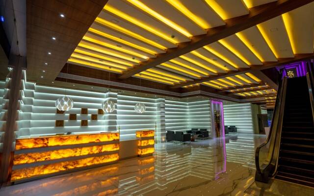 La Vivanta Hotel
