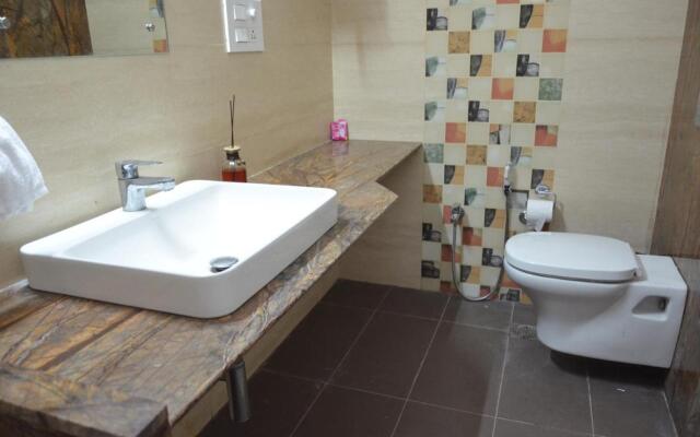 Mojo M Villa -Airport Boutique Hotel