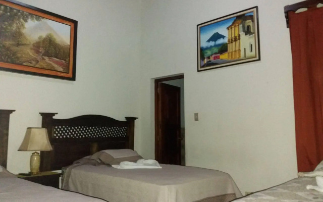 Hotel Dionisio Inn