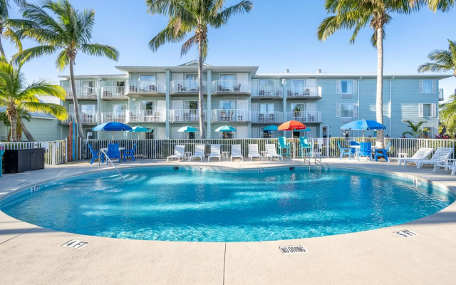 Capt Hiram's Resort