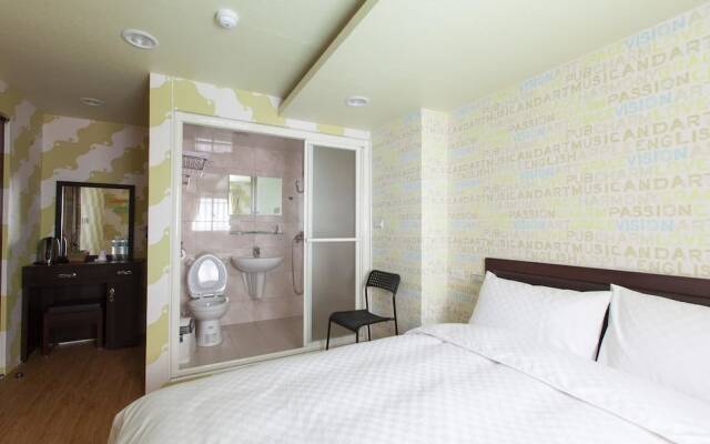 Hsin Fang Hotel
