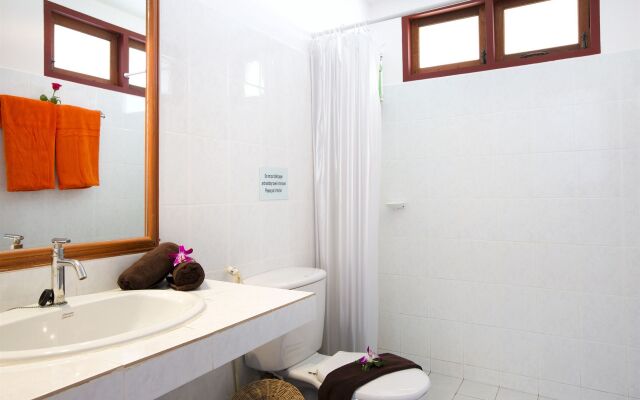 The Cosy Beach Resort