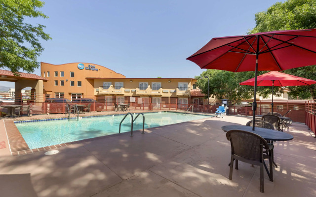 Best Western Kiva Inn