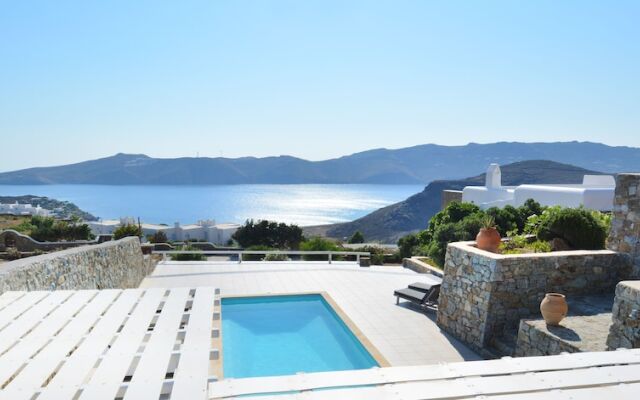 Sea Breeze Panormos