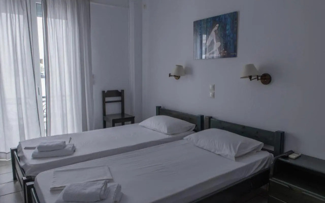 Soula Rooms Tinos