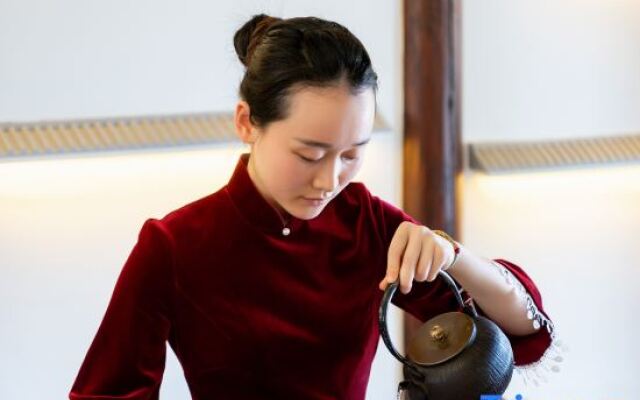Ningbo Cloud Hotel (Cicheng Ancient County Chengchenghuang Temple)