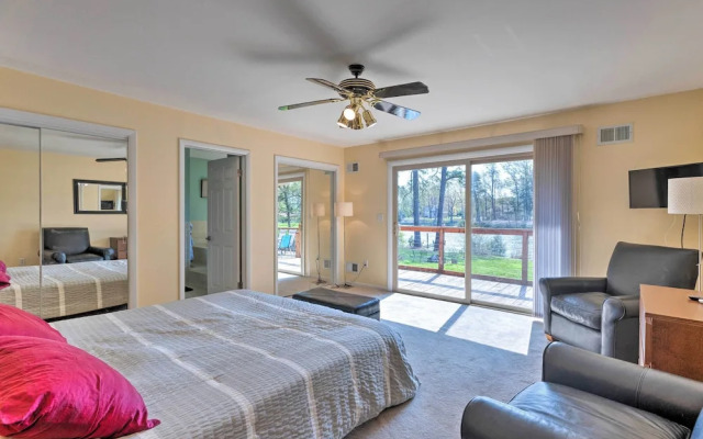 'river's Edge Retreat With Kayaks & River Access!