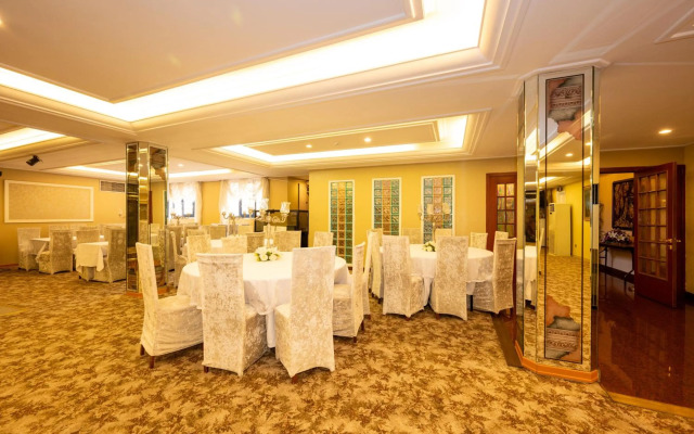 Grand Anka Hotel