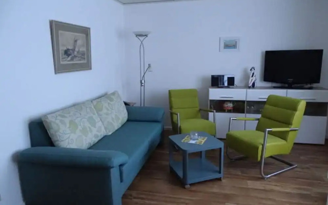 Appealing Apartment Near Town Center