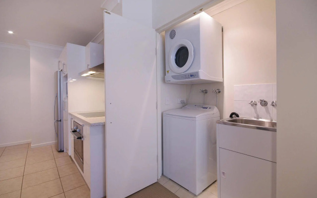 Macquarie Waters Boutique Apartment Hotel